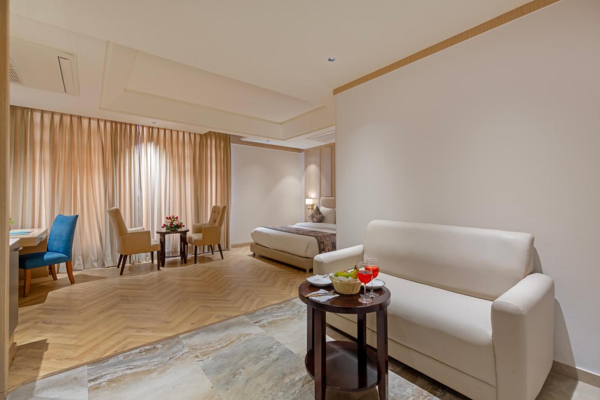 Sandoz Amritsar Near Golden Temple Екстер'єр фото